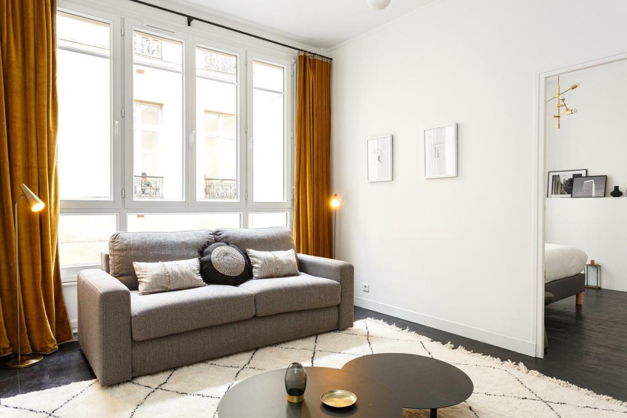 Ponthieu Champs Elysées Paris Extérieur photo