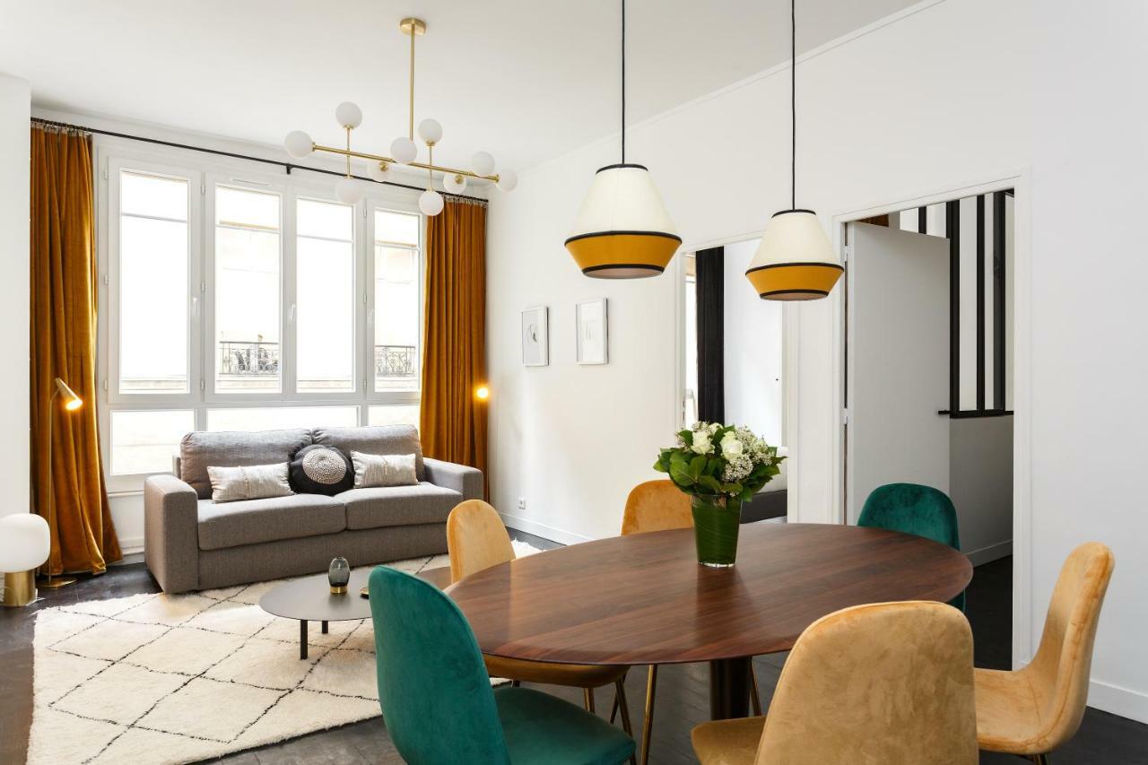 Ponthieu Champs Elysées Paris Extérieur photo
